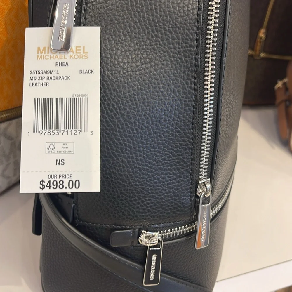 MICHAEL KORS Rhea Medium Pebbled Leather Zip Backpack
BLACK
NWT MK - Picture 9 of 16